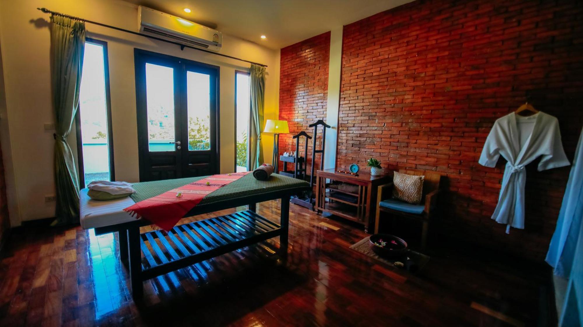 Luangprabang View Hotel Exterior photo