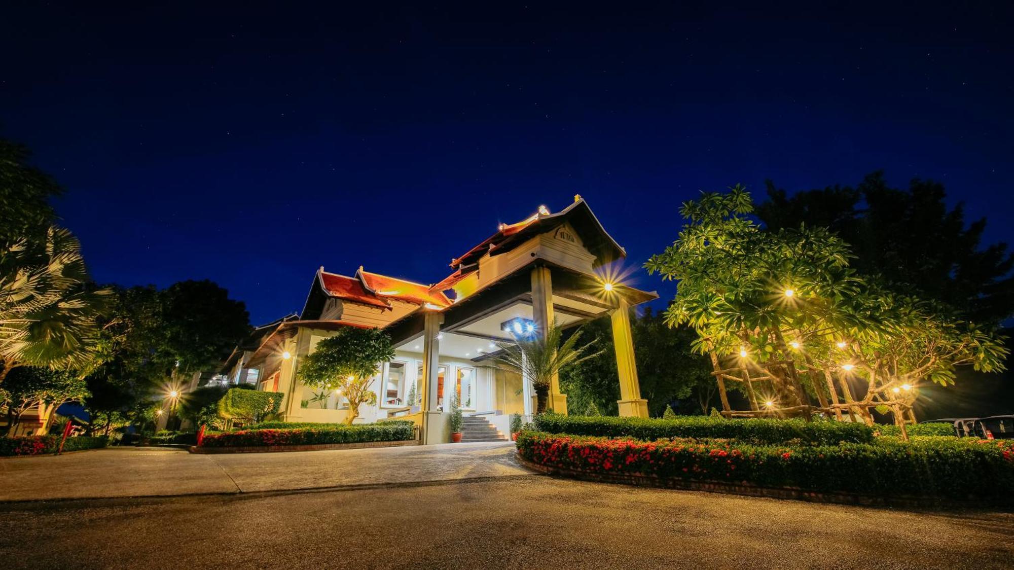 Luangprabang View Hotel Exterior photo